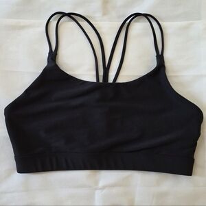 EUC Peloton Women's Cadent Strappy Elevate Sports Bra Size Large